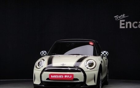 MINI Cabrio, 2022 год, 2 200 000 рублей, 3 фотография
