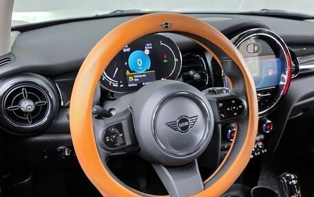 MINI Cabrio, 2022 год, 2 200 000 рублей, 13 фотография