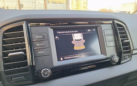 Skoda Karoq I, 2020 год, 2 400 000 рублей, 23 фотография