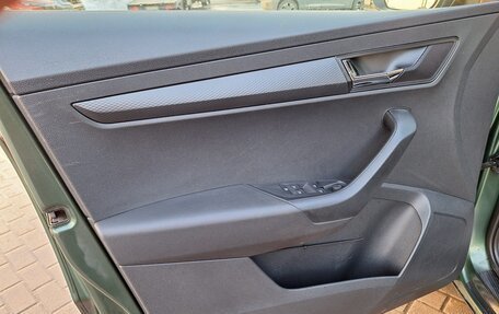 Skoda Karoq I, 2020 год, 2 400 000 рублей, 18 фотография