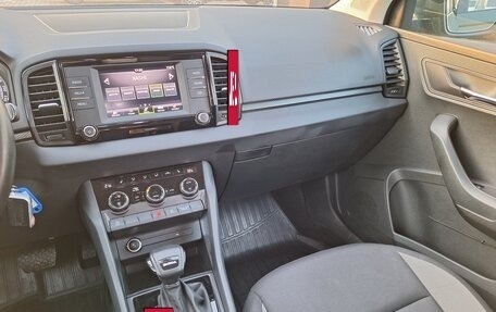 Skoda Karoq I, 2020 год, 2 400 000 рублей, 20 фотография