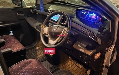 Honda Freed I, 2012 год, 1 050 000 рублей, 6 фотография