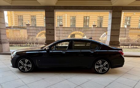 BMW 7 серия, 2019 год, 9 000 000 рублей, 4 фотография