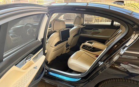 BMW 7 серия, 2019 год, 9 000 000 рублей, 11 фотография