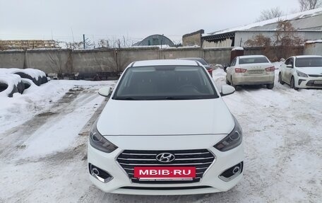 Hyundai Solaris II рестайлинг, 2018 год, 1 250 000 рублей, 6 фотография