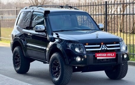 Mitsubishi Pajero IV, 2008 год, 2 375 000 рублей, 2 фотография