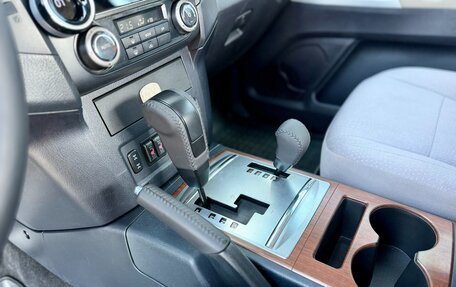 Mitsubishi Pajero IV, 2008 год, 2 375 000 рублей, 32 фотография