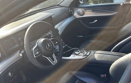 Mercedes-Benz E-Класс, 2018 год, 2 800 000 рублей, 8 фотография