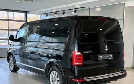 Volkswagen Multivan T6 рестайлинг, 2018 год, 3 917 000 рублей, 5 фотография