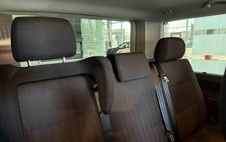 Volkswagen Multivan T6 рестайлинг, 2018 год, 3 917 000 рублей, 9 фотография