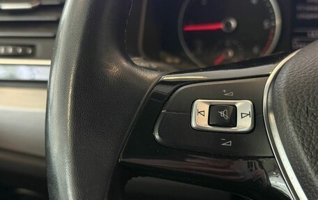 Volkswagen Multivan T6 рестайлинг, 2018 год, 3 917 000 рублей, 10 фотография