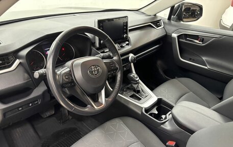 Toyota RAV4, 2022 год, 3 398 000 рублей, 11 фотография