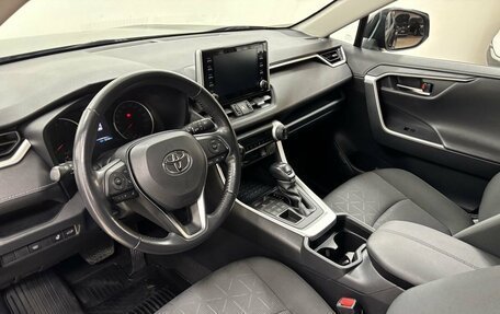 Toyota RAV4, 2021 год, 3 699 000 рублей, 11 фотография