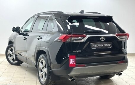 Toyota RAV4, 2021 год, 3 699 000 рублей, 6 фотография