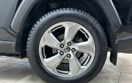 Toyota RAV4, 2021 год, 3 699 000 рублей, 19 фотография