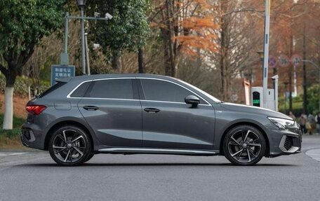 Audi A3, 2022 год, 2 300 000 рублей, 4 фотография