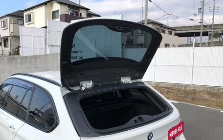 BMW 3 серия, 2018 год, 1 340 000 рублей, 9 фотография