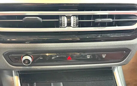 BMW 3 серия, 2023 год, 3 575 000 рублей, 11 фотография