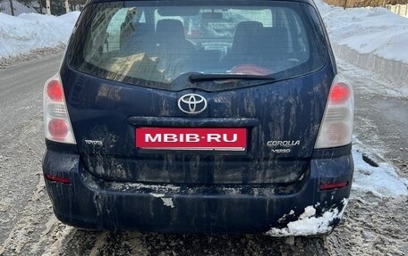 Toyota Corolla Verso I, 2008 год, 700 000 рублей, 3 фотография