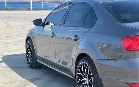 Volkswagen Jetta VI, 2012 год, 1 100 000 рублей, 5 фотография