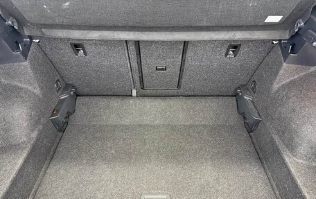 Volkswagen T-Roc I, 2022 год, 2 000 000 рублей, 19 фотография