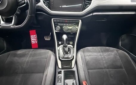 Volkswagen T-Roc I, 2022 год, 2 000 000 рублей, 15 фотография