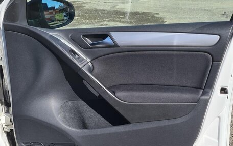 Volkswagen Golf VI, 2012 год, 900 000 рублей, 24 фотография