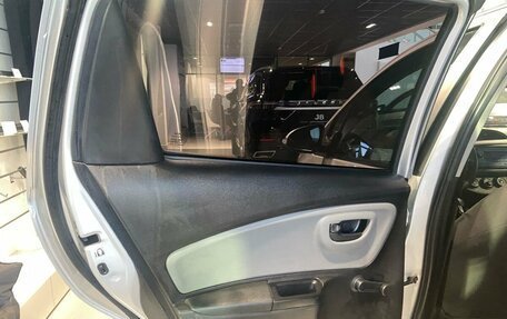 Toyota Yaris III рестайлинг, 2018 год, 950 000 рублей, 15 фотография