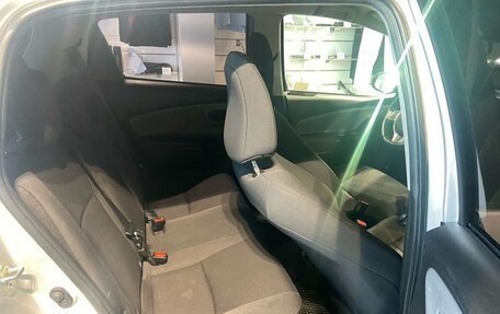 Toyota Yaris III рестайлинг, 2018 год, 950 000 рублей, 25 фотография