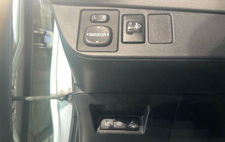 Toyota Yaris III рестайлинг, 2018 год, 950 000 рублей, 16 фотография