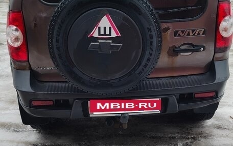 Chevrolet Niva I рестайлинг, 2012 год, 300 000 рублей, 3 фотография