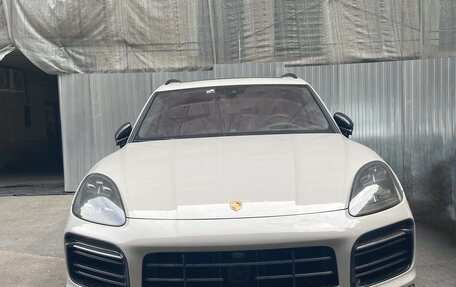 Porsche Cayenne III, 2020 год, 9 900 000 рублей, 2 фотография