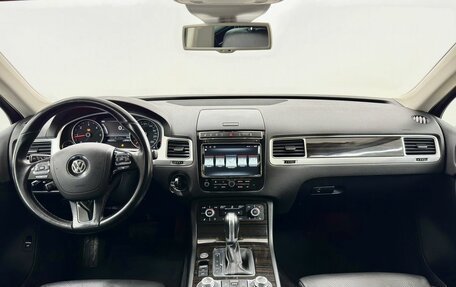 Volkswagen Touareg III, 2015 год, 3 190 000 рублей, 20 фотография