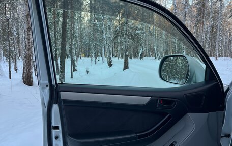 Toyota Hilux Surf IV, 2004 год, 1 800 000 рублей, 22 фотография