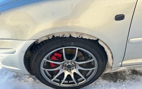 Toyota Avensis III рестайлинг, 2004 год, 900 000 рублей, 16 фотография