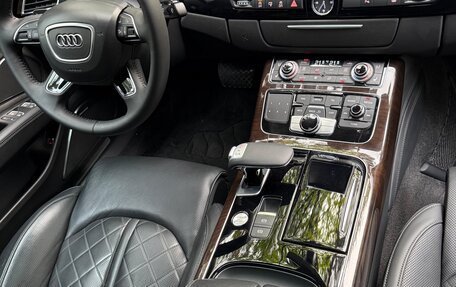 Audi A8, 2016 год, 3 380 000 рублей, 9 фотография