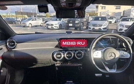 Mercedes-Benz A-Класс, 2020 год, 1 690 000 рублей, 15 фотография