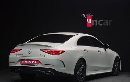 Mercedes-Benz CLS, 2022 год, 5 800 000 рублей, 2 фотография