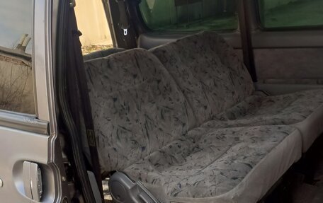 Nissan Serena I, 1998 год, 250 000 рублей, 3 фотография