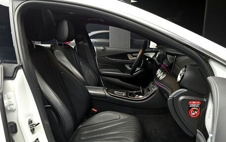 Mercedes-Benz CLS, 2022 год, 5 800 000 рублей, 8 фотография