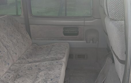 Nissan Serena I, 1998 год, 250 000 рублей, 5 фотография