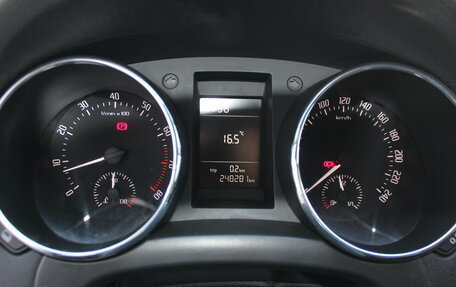 Skoda Yeti I рестайлинг, 2012 год, 677 000 рублей, 18 фотография