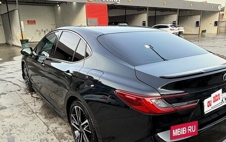 Toyota Camry, 2024 год, 4 150 000 рублей, 4 фотография