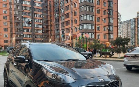 KIA Sportage IV рестайлинг, 2020 год, 2 000 000 рублей, 2 фотография