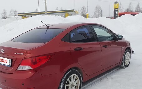 Hyundai Solaris II рестайлинг, 2011 год, 655 000 рублей, 6 фотография