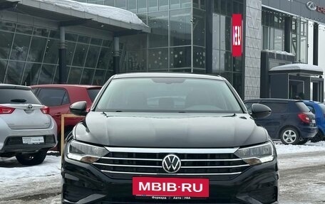 Volkswagen Jetta VII, 2020 год, 1 850 000 рублей, 2 фотография