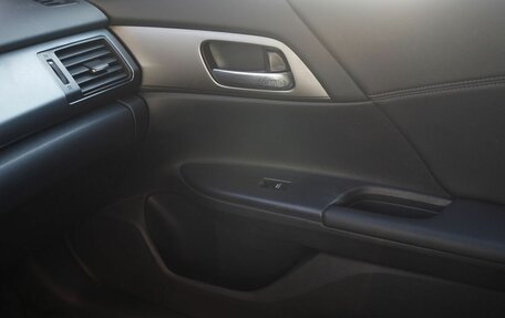 Honda Accord IX рестайлинг, 2013 год, 1 450 000 рублей, 16 фотография