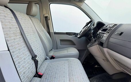 Volkswagen Transporter T5 рестайлинг, 2013 год, 2 626 000 рублей, 10 фотография