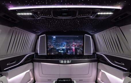 Cadillac Escalade V, 2025 год, 51 000 000 рублей, 5 фотография