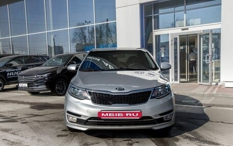 KIA Rio III рестайлинг, 2016 год, 880 000 рублей, 2 фотография